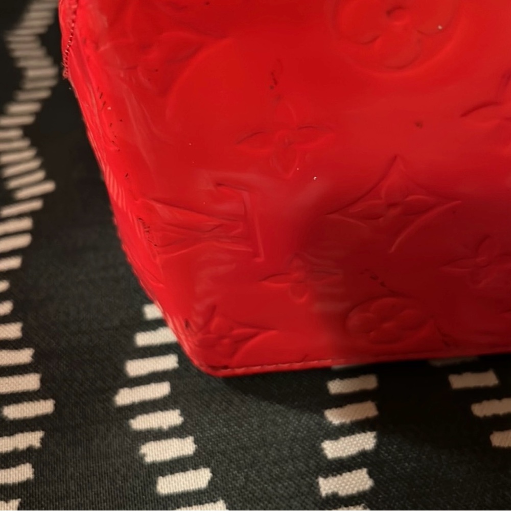 Louis Vuitton Red Tote Bag - Picture 4 of 11